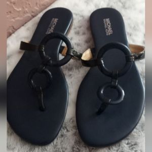 Michael Michael Kors Woman's Claudia Flat Sandal Patent Navy Blue Size 5 M